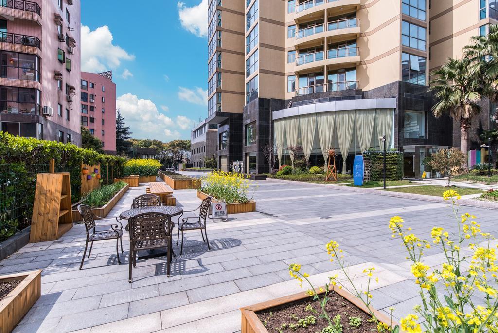 Green Court Residence Jinqiao Diamond Shanghai Exterior foto